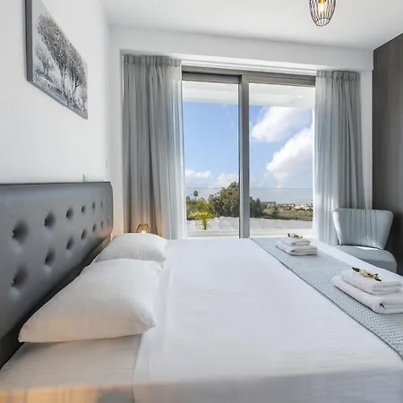 Royal Pearl 7 Villa *