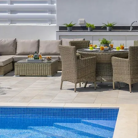 Royal Pearl 7 Protaras