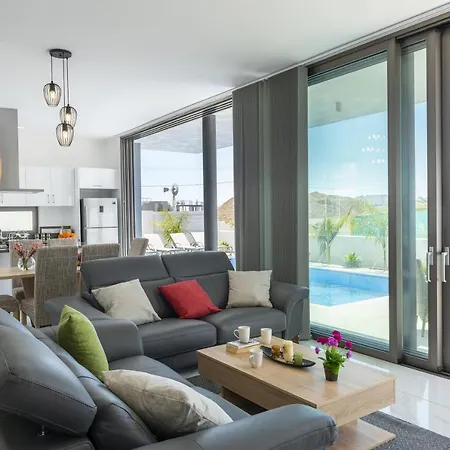 Royal Pearl 7 Protaras