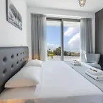Royal Pearl 7 Vilă *