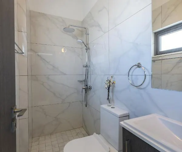 Royal Pearl 7 Protaras