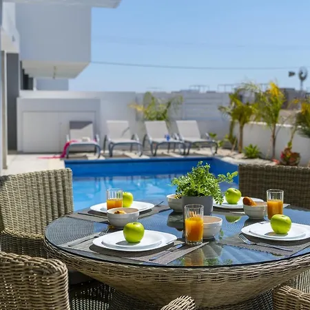 Royal Pearl 7 Willa Protaras