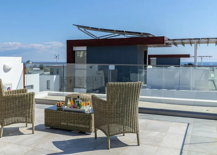 Royal Pearl 7 Vila *