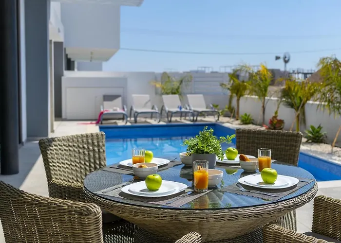 Royal Pearl 7 Vila Protaras